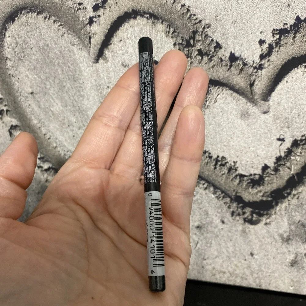 Avon Glimmersticks Waterproof Eye Liner Plum Wine Eyeliner‎